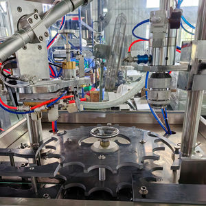 เครื่องบรรจุสเปรย์คุณภาพดีสำหรับสีสเปรย์ <span class=keywords><strong>WD40</strong></span> สเปรย์หิมะ สเปรย์ฉีดตัว ราคาโรงงาน - Product Image 4