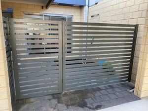 Design personalizzato in alluminio doghe doppio cancello con serrature e chiusura a goccia - Product Image 3