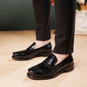 Zapatos de Cuero Hechos a Mano de Alta Gama para Hombre, Elegantes, Modernos, Transpirables y Cómodos para Ocasiones Casuales - Product Image 5