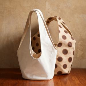 Sac fourre-tout en <span class=keywords><strong>toile</strong></span> mini personnalisé avec impression intégrale, nouveau sac de shopping réutilisable en <span class=keywords><strong>toile</strong></span> de coton tendance et moderne en forme de gilet vierge avec logos - Product Image 4