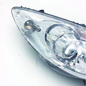 Une Paire de Phares Avant de Pare-chocs Gauche et Droit pour <span class=keywords><strong>Peugeot</strong></span> 307 2008 <span class=keywords><strong>2009</strong></span> 2010 2011 2012 2013 - Product Image 2