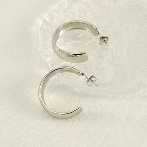 ZOGXIN C-Shaped Hoop Earrings Gold And Silver 18K Stainless Steel Women Fashion Jewelry - Product Image 3