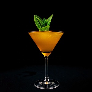 Copa de Martini Moderna de Lujo, de Vidrio Transparente, Reutilizable, para Fiestas, Bares y Uso Doméstico - Product Image 4