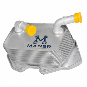 Radiador de Aceite de Motor MANER OE 06E117021G 06E117021L Compatible con Audi A6 A7 A8 Q7 VW Touareg Cayenne 3.0T EA837 - Product Image 1