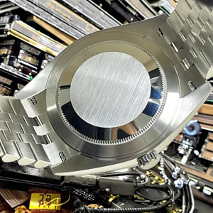 Yeni klasik özel LOGO erkek saatler gravür arama kuvars hareketi paslanmaz çelik kayış 50 Bar su geçirmez lüks izle - Product Image 4