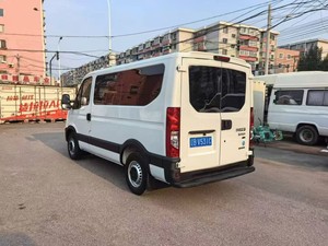 Furgoneta <span class=keywords><strong>Iveco</strong></span> <span class=keywords><strong>Daily</strong></span> Usada, <span class=keywords><strong>9</strong></span> Asientos, Motor Diésel, Transmisión Manual, Cilindrada 2.0T, Bajo Consumo de Combustible - Product Image 4