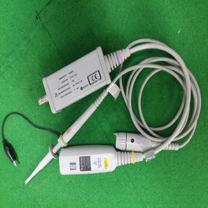 Plc E2697a High Impedance <b>Adapter</b> (includes 500 Mhz Passive Probe) for Warranty Product - Product Image 1