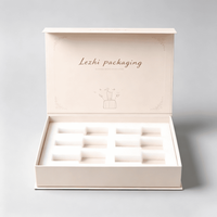 Boîtes cadeaux pour vernis à ongles en carton rigide magnétique avec logo personnalisé de luxe, fermeture à ruban sur mesure, emballage pour vernis à ongles