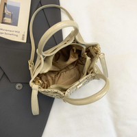 Nouveau sac à main polyvalent pour femme, design unique et esthétique, sac à bandoulière décontracté