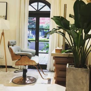 Meilleures ventes, équipement et mobilier de salon de coiffure antique, salon de beauté, chaises de coiffure à base dorée, chaise de barbier en métal - Product Image 3