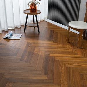 Suelo de Madera Multicapa de Fresno Manchuriano con Acabado Tropical, Grado AB ISO9001, 15mm 18mm, Diseño Espiga, para Edificios de Oficinas - Product Image 1