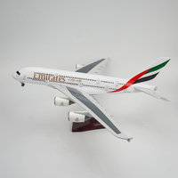Modèle d'avion en résine Airbus A380 Emirates Airlines à l'échelle 1/160, 46 cm, avec LED et trains d'atterrissage