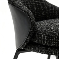 Chaise de salle à manger moderne en tissu bicolore, chaise d'appoint incurvée avec pieds en métal pour la maison et l'hôtellerie