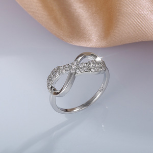 Anello a Fiocco da Donna, Moda Minimalista con Zirconi, Aperto e Regolabile, Elegante per Uso Quotidiano, Gioiello Statement - Product Image 6