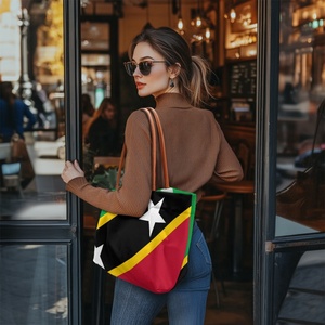 Borsa a Tracolla Casual da Donna in Poliestere, con Motivo Artistico Accattivante di Saint Kitts e Nevis per Uso Quotidiano - Product Image 3