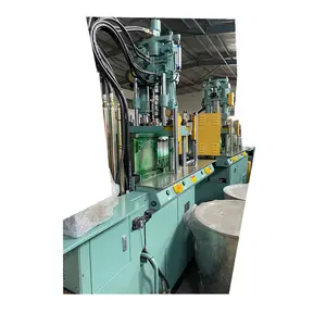 Tube Head Injection Mould Machine