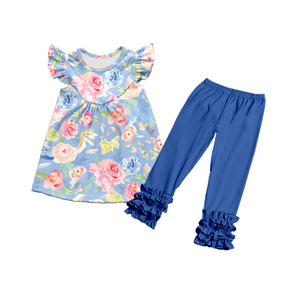 Conjunto de 2 piezas de seda de leche para niña pequeña, top tipo túnica con volantes estampado y pantalones acampanados con volantes - Product Image 4