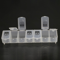 Profilée pour Facile Pilule De 7 Jours À Bulles-Serrure Pilulier 7 Compartiments Boîte À Pilules En Plastique avec Braille