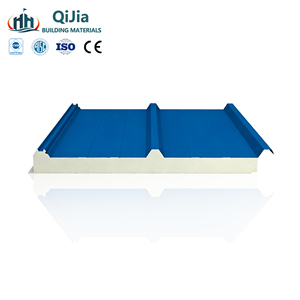 Panneau sandwich en polyuréthane ignifuge pour l'utilisation en mur extérieur de hangar préfabriqué - Product Image 2