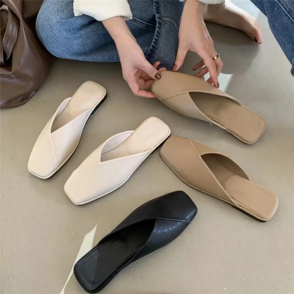 Nuovo design plus size 43 scarpe basse a punta stretta scarpe casual donna donna moda pantofole 2023