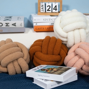 Cojín de cintura para decoración de dormitorio, almohada para sofá, <span class=keywords><strong>coche</strong></span>, oficina, redondo, hogar, felpa decorativa, almohada hecha a mano, <span class=keywords><strong>bola</strong></span> - Product Image 1