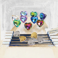 HFOUR Strass en vrac écologiques à 16 facettes, en verre à dos plat, forme cœur, effet diamant AB, non thermocollants, à coudre sur les sacs à griffes
