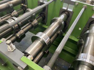 Chất lượng cao giá thấp thép kim loại sàn sàn làm gạch tấm bảng điều khiển cuộn hình thành nhà sản xuất máy - Product Image 5