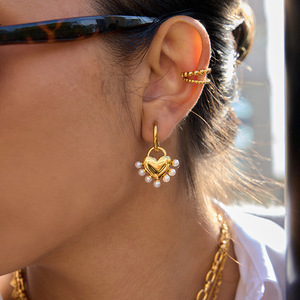 Pendientes de Aro con Perlas en Forma de Corazón, Acero Inoxidable, Engaste de Bisel, Joyería para Uso Diario - Product Image 2