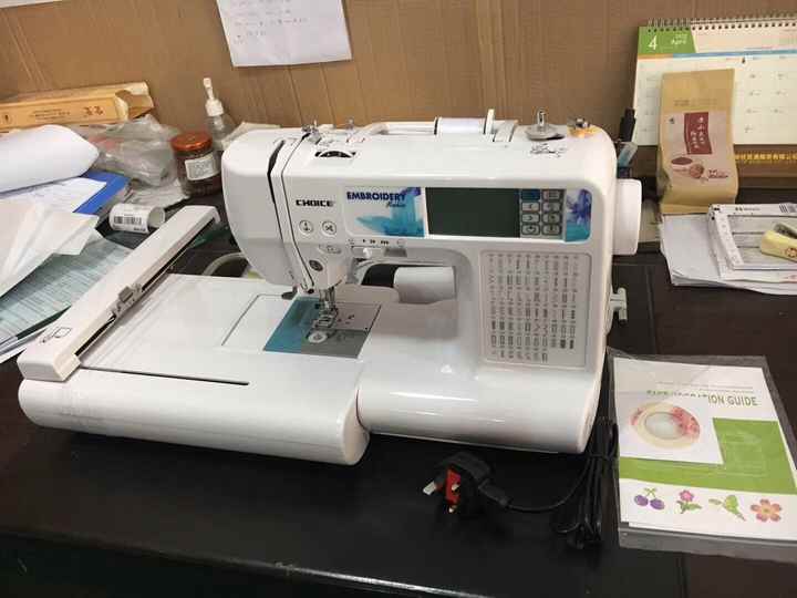 GC890 Hot Sale Domestic Computer Sewing Machine Embroidery Machine