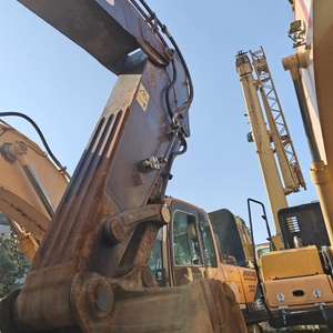 รถขุดไฮดรอลิก Volvo EC480 มือสอง ขนาด 48 ตัน จากสวีเดน สำหรับงานขุดเหมือง ประสิทธิภาพสูง ขาย - Product Image 2