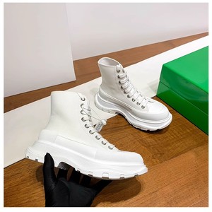 Ladies' Pure White Fashionable Genuine Leather Platform Outdoor Motorcycle Boots with Thick Sole and Anti-Slip Short Boots - Product Image 2