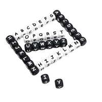 Perle de lettre blanche de 12mm de haute qualité, Alphabet anglais, perles à mâcher en Silicone, jouets de dentition pour bébé, pendentif bricolage