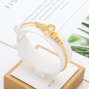 Juego de Brazaletes JXX Pretty Fashion, Cinco Piezas, Diferentes Estilos, Chapado en Oro de 24k - Product Image 4