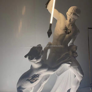 Lampada da terra a LED in piedi <span class=keywords><strong>mitologia</strong></span> spada da passeggio scultura illuminazione in fibra di vetro copertura luci elettriche del pavimento - Product Image 4