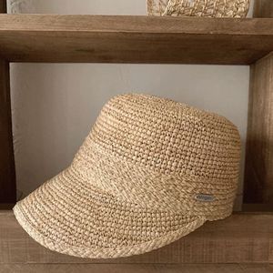 Cappello Equestre Estivo in Rafia Naturale Intrecciata, Cappello di Paglia Primavera/Estate per Gite e Vacanze, Protezione Solare Minimalista - Product Image 2