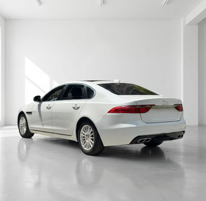 <span class=keywords><strong>Jaguar</strong></span> XFL 2018 2.0T Ingenium Turbo, Berlina di Lusso Britannica con Passo Extra Lungo e Carrozzeria Interamente in Alluminio - Product Image 4