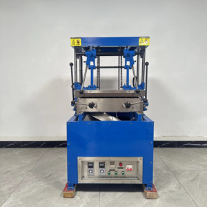 Machine à cône de crème glacée industrielle 32 têtes Machine à cône de gaufrette de crème glacée à base de chocolat de lait à vendre - Product Image 6