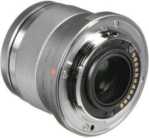 Objectif OM SYSTEM M.Zuiko Digital Zoom F1.8 Argent pour appareils photo Micro Four Thirds, conception compacte, magnifique bokeh, non plein format - Product Image 2