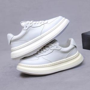 Chaussures décontractées de sport pour hommes en cuir véritable, en cuir de vachette, blanches, tendance, à semelle épaisse, rehaussantes, de luxe haut de gamme - Product Image 5