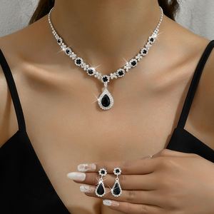 Juego de Joyería Clásica para Novia de Dos Piezas, Collar y Aretes de Cristal para Vestidos de Noche, Bodas, Fiestas o Regalos, Material de Cobre - Product Image 2