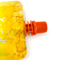 Op maat gemaakte logo bedrukking voedselveilige PET/PA/AL/CPP sapverpakkingen vloeistofzakken 500ml fruitsap drink pouch met tuit mineraalwater bier