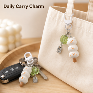 Portachiavi Orsetto Autoironico Quadrifoglio, Ciondolo Animale in Resina Stile Cartone Animato, Cinghia per Telefono, Mini Charm per Borsa, Regalo per Ragazze e Amiche - Product Image 2