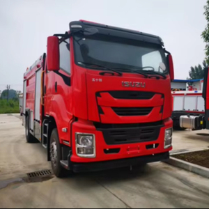 Nouveau <span class=keywords><strong>prix</strong></span> de <span class=keywords><strong>camion</strong></span> de lutte contre l'incendie 8X4 6X4 6X6 4X4 petit réservoir d'eau Isuzu diesel robuste pour l'<span class=keywords><strong>aéroport</strong></span> - Product Image 1