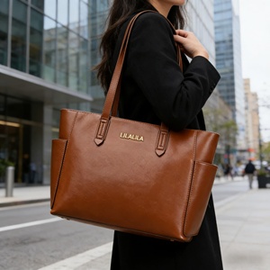 Borse Tote in Vera Pelle e Pelle PU Personalizzate per Donne OEM ODM Borse a Spalla Nere di Grande Capacità con Logo Personalizzato - Product Image 2