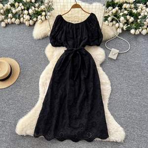 เดรสไหล่เดียวแขนพองสำหรับผู้หญิงในฤดูร้อนมีสายรัดเอวตะขอและดอกไม้แบบกลวง - Product Image 5