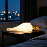Lampe de nuit en silicone en forme d'oie mignonne, alimentation USB, contrôle par vibration, LED à intensité variable, pour décoration intérieure