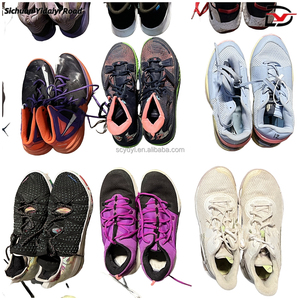 Chaussures de basketball d'occasion pour hommes S04 – Vente chaude de chaussures de basketball usagées de marque européenne – Chaussures de sport d'occasion en gros - Product Image 4