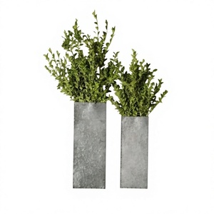 Pots à fleurs décoratifs suspendus en métal, finition antique, pour l'intérieur et l'extérieur, pour la présentation et la décoration des plantes. - Product Image 1