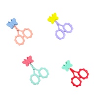 En stock, mini-ciseaux de couture simples en acier inoxydable, avec broderie tournesol, forme papillon, protège-lame et coupe-fil
