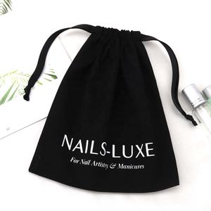 Manteau de <span class=keywords><strong>femme</strong></span> en coton noir avec impression de logo personnalisé sac de rangement de voyage <span class=keywords><strong>pour</strong></span> le séchoir à cheveux pochette de shopping en mousseline de coton avec cordon de serrage - Product Image 6